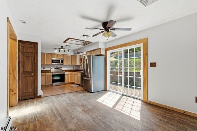 159 Glenside Trail, Byram Twp., NJ 07871