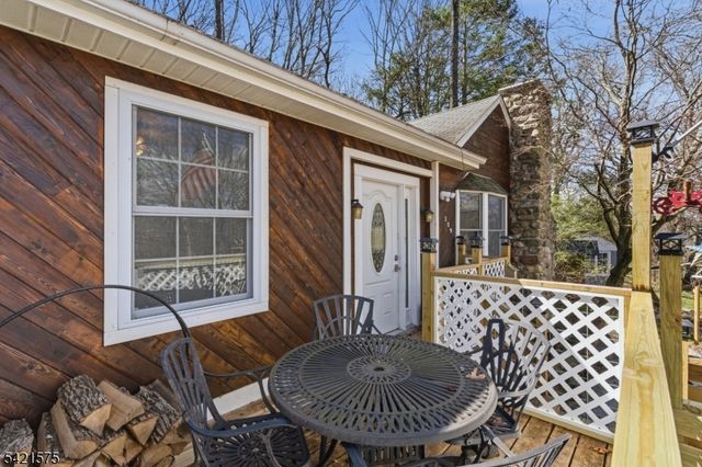 159 Glenside Trail, Byram Twp., NJ 07871