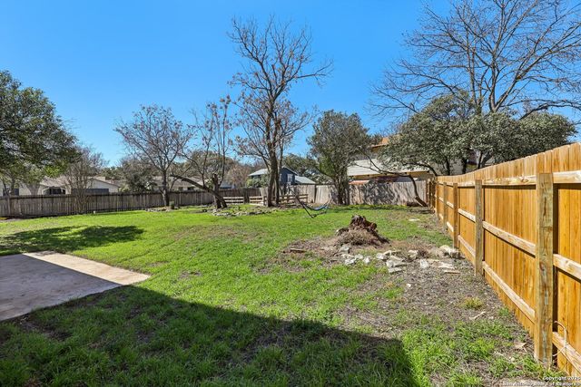 1703 Autumn Woods St, San Antonio, TX 78232