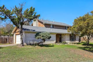 1703 Autumn Woods St, San Antonio, TX 78232