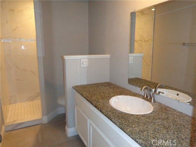 12744 Running Deer, Apple Valley, CA 92308