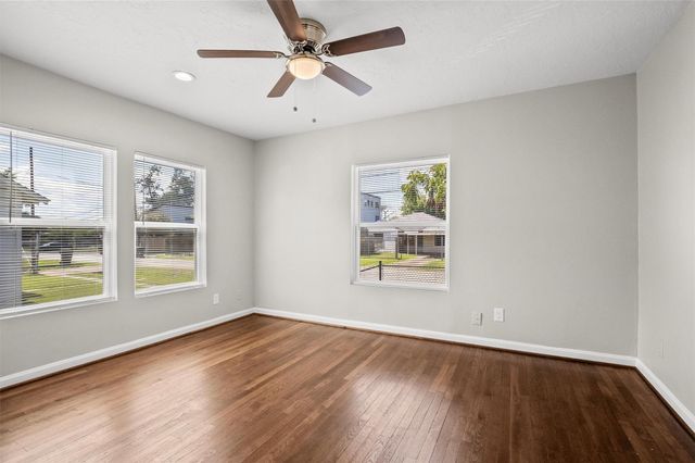 3514 Moore Street, Houston, TX 77009