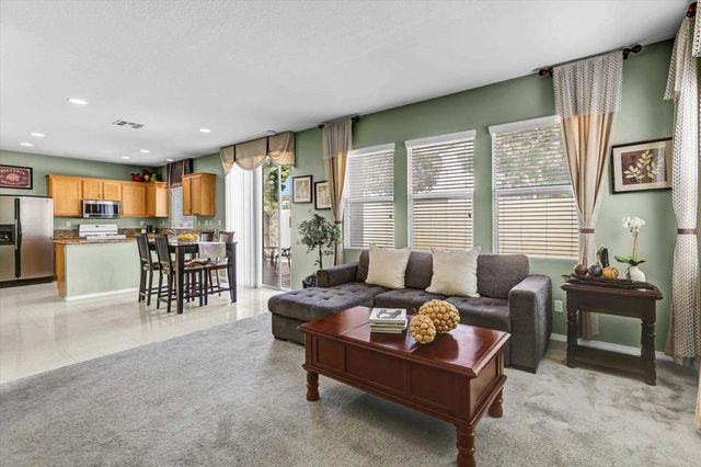 2209 Caminito Turin, Chula Vista, CA 91915