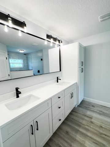 7855 97th Avenue, Vero Beach, FL 32967