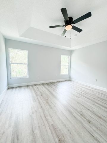 7855 97th Avenue, Vero Beach, FL 32967