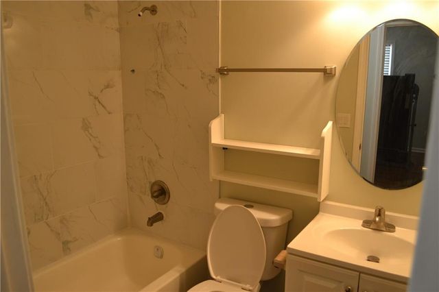 555 Lee Byrd Road, Loganville, GA 30052