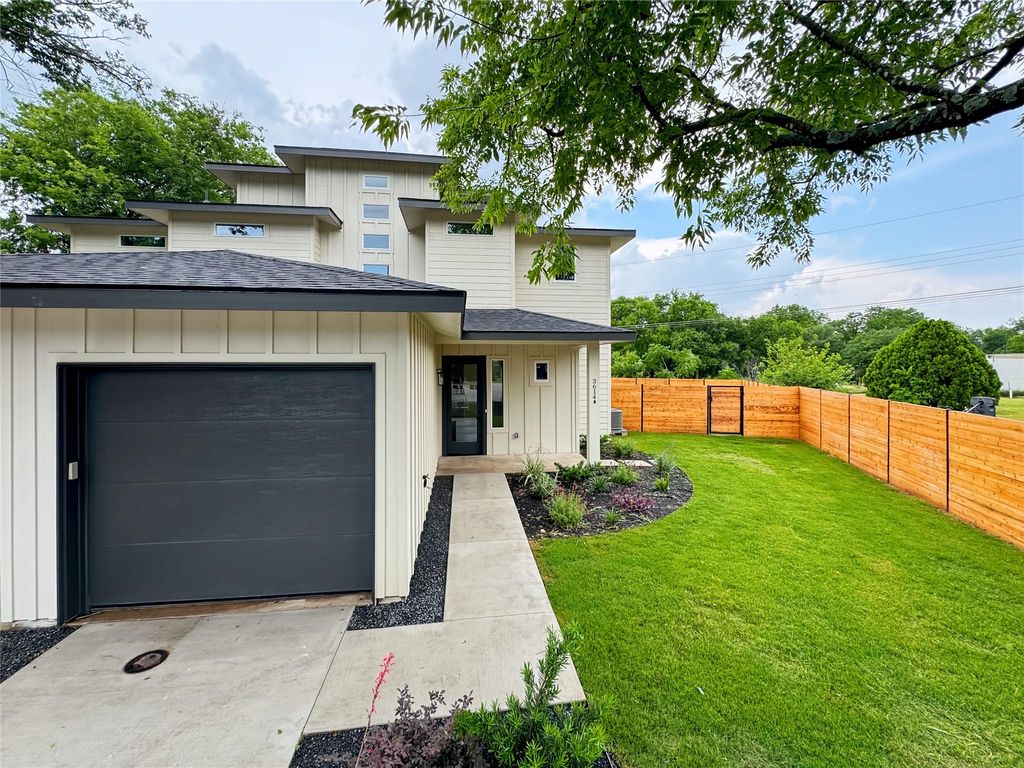 3614 Abbate CIR B, Austin, TX 78721