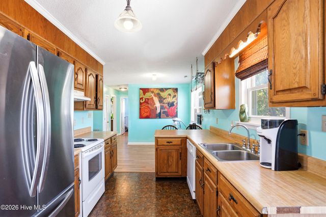 109 Gull Drive, Sneads Ferry, NC 28460