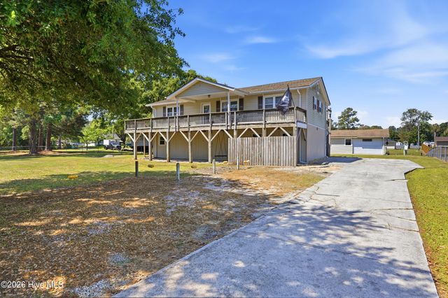 109 Gull Drive, Sneads Ferry, NC 28460