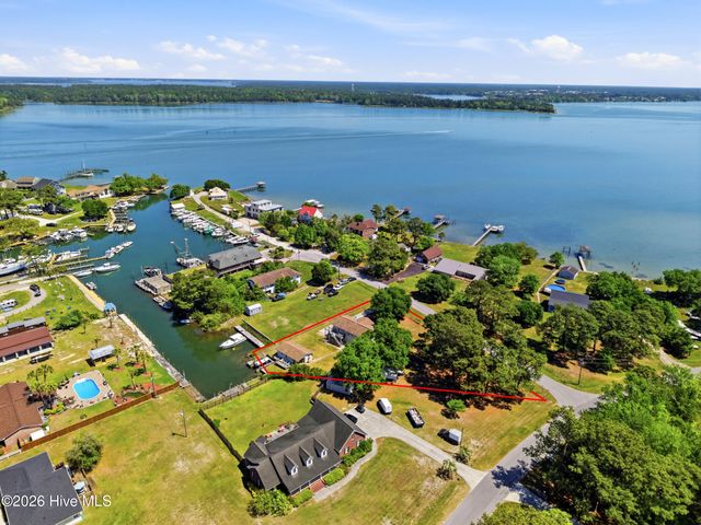 109 Gull Drive, Sneads Ferry, NC 28460
