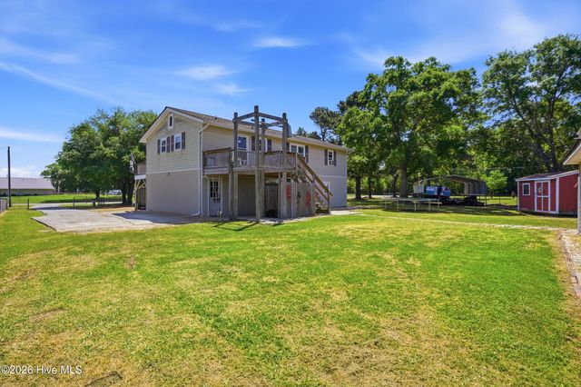 109 Gull Drive, Sneads Ferry, NC 28460