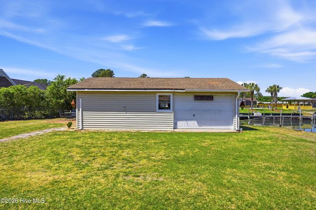 109 Gull Drive, Sneads Ferry, NC 28460