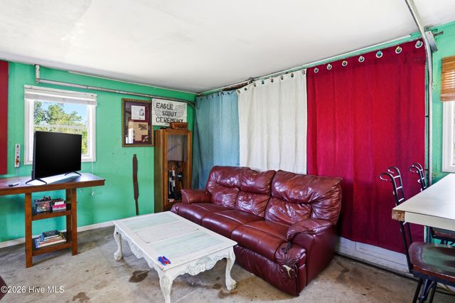 109 Gull Drive, Sneads Ferry, NC 28460
