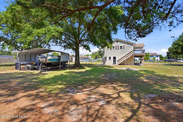 109 Gull Drive, Sneads Ferry, NC 28460
