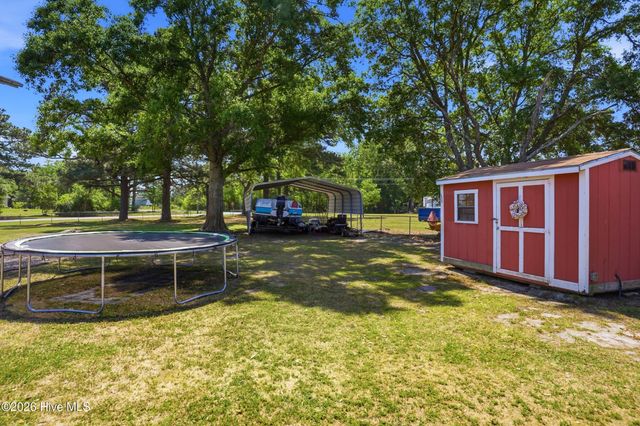 109 Gull Drive, Sneads Ferry, NC 28460