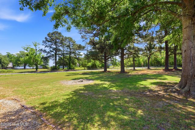 109 Gull Drive, Sneads Ferry, NC 28460