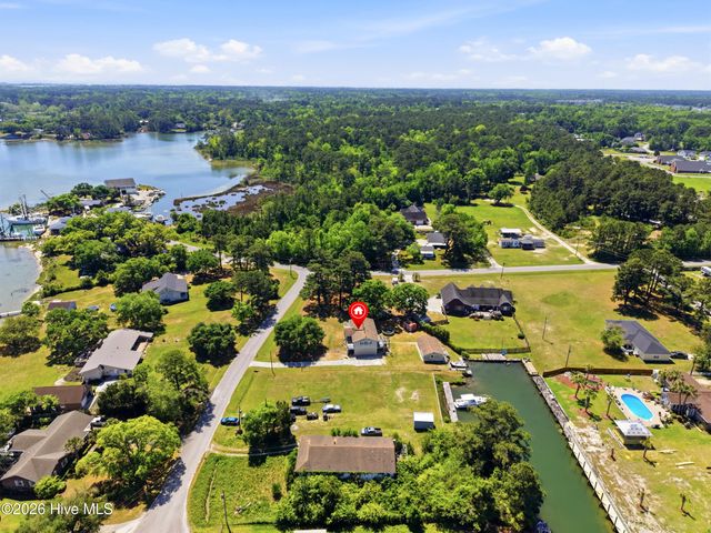 109 Gull Drive, Sneads Ferry, NC 28460