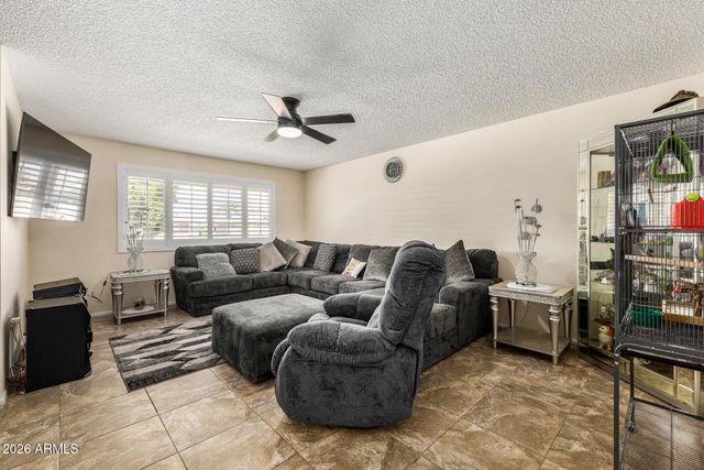 10316 W BAYSIDE Road, Sun City, AZ 85351