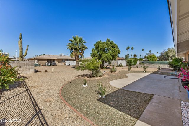 10316 W BAYSIDE Road, Sun City, AZ 85351