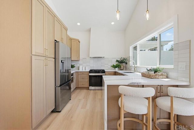 1233 Via Rafael, San Marcos, CA 92078