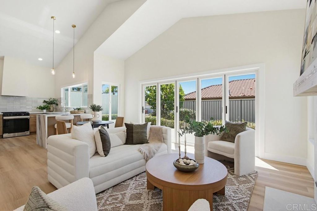 1233 Via Rafael, San Marcos, CA 92078