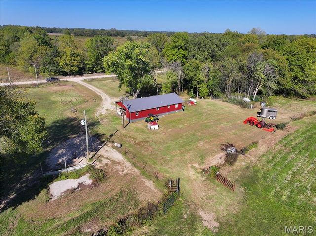 18384 County Road 487, Puxico, MO 63960