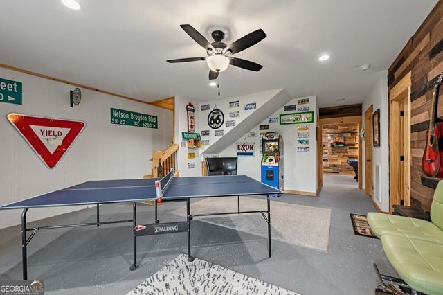 490 Walnut Hills Drive, Mineral Bluff, GA 30559