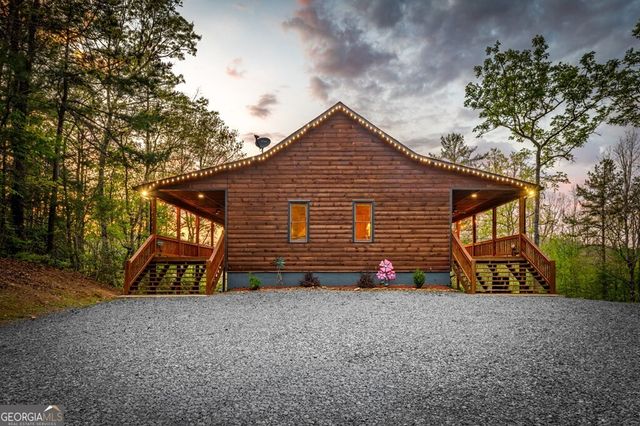 490 Walnut Hills Drive, Mineral Bluff, GA 30559