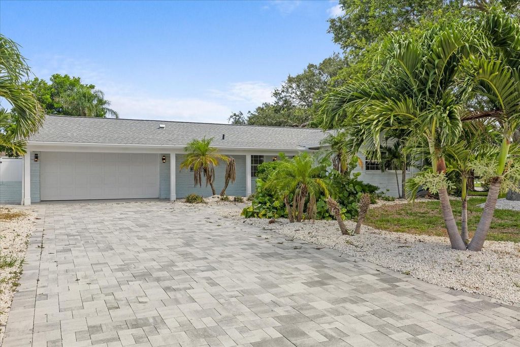 10001 S YACHT CLUB DRIVE, Treasure Island, FL 33706