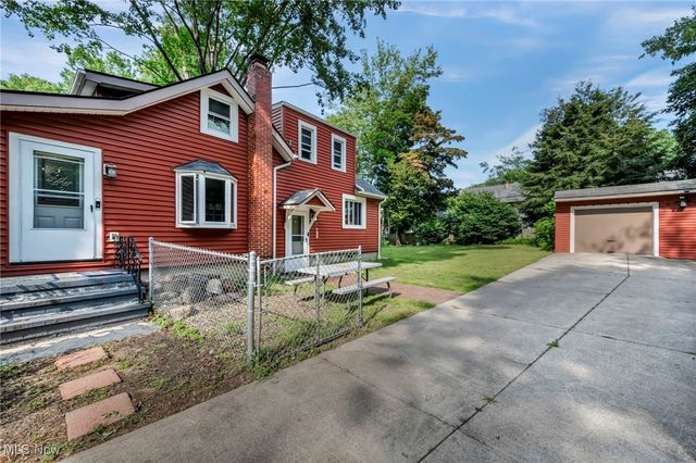 5461 Wellesley Avenue, North Olmsted, OH 44070