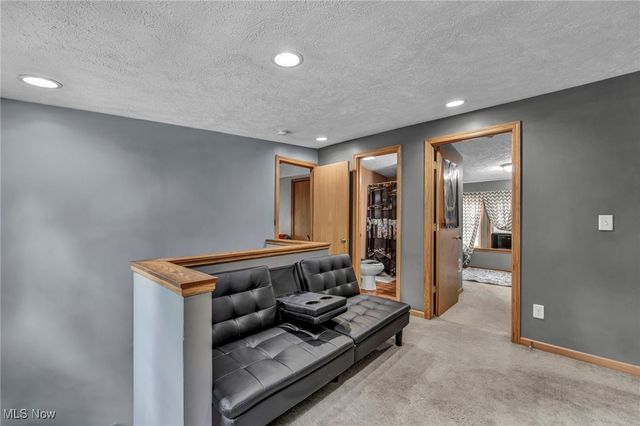 5461 Wellesley Avenue, North Olmsted, OH 44070