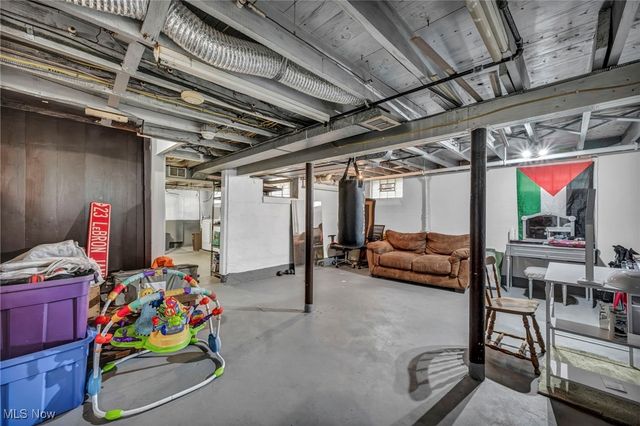 5461 Wellesley Avenue, North Olmsted, OH 44070