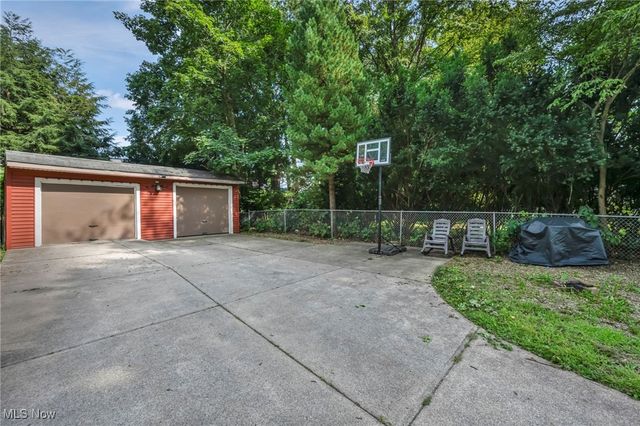 5461 Wellesley Avenue, North Olmsted, OH 44070