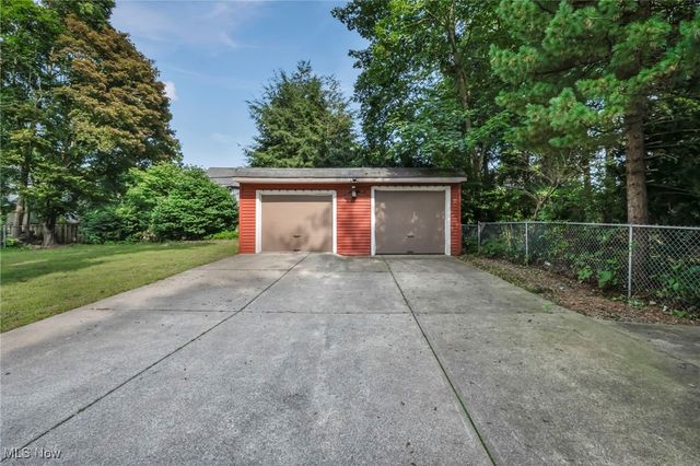 5461 Wellesley Avenue, North Olmsted, OH 44070