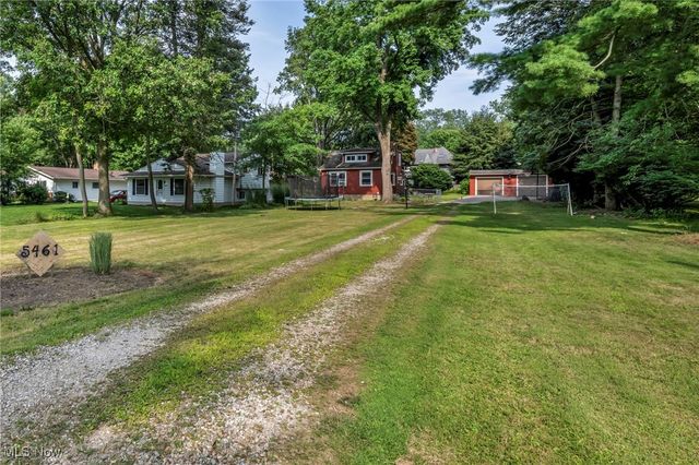 5461 Wellesley Avenue, North Olmsted, OH 44070