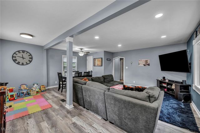 5461 Wellesley Avenue, North Olmsted, OH 44070