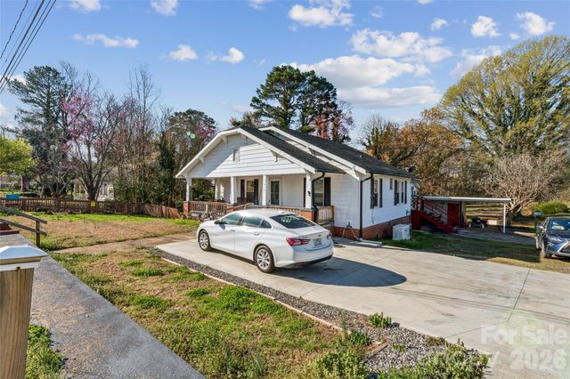 7910 Nc Hwy 90 Highway E, Stony Point, NC 28678