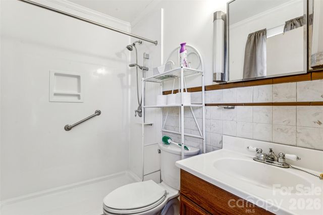 7910 Nc Hwy 90 Highway E, Stony Point, NC 28678