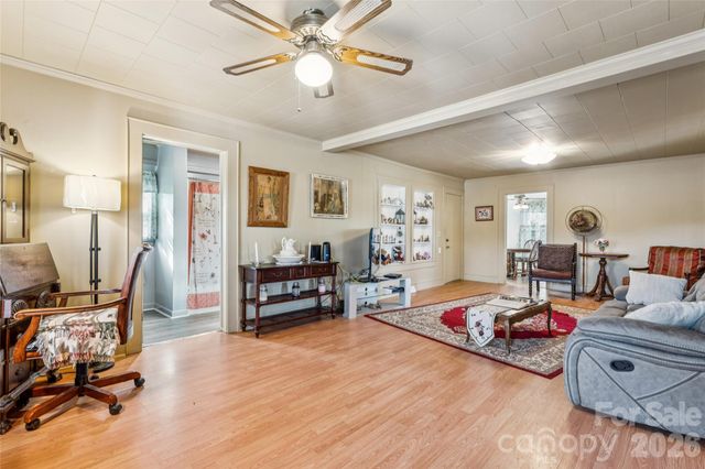 7910 Nc Hwy 90 Highway E, Stony Point, NC 28678