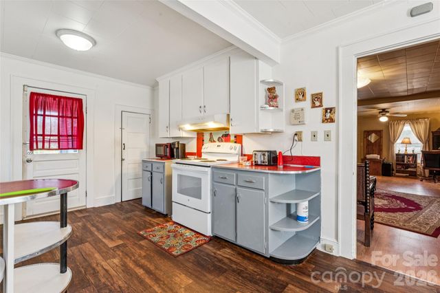 7910 Nc Hwy 90 Highway E, Stony Point, NC 28678