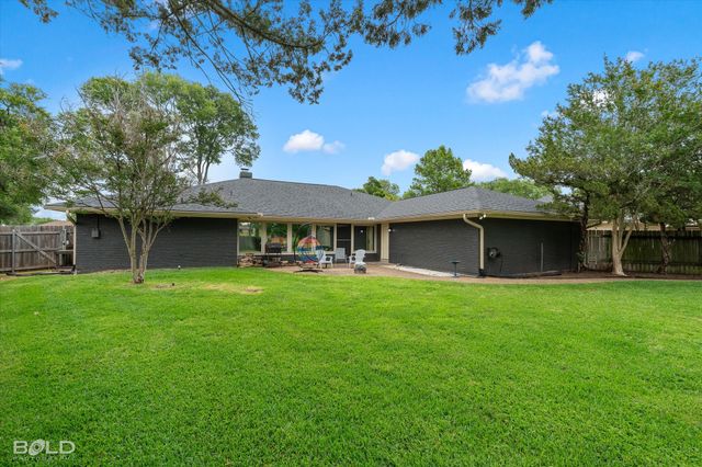 5418 Coach Road, Bossier City, LA 71111