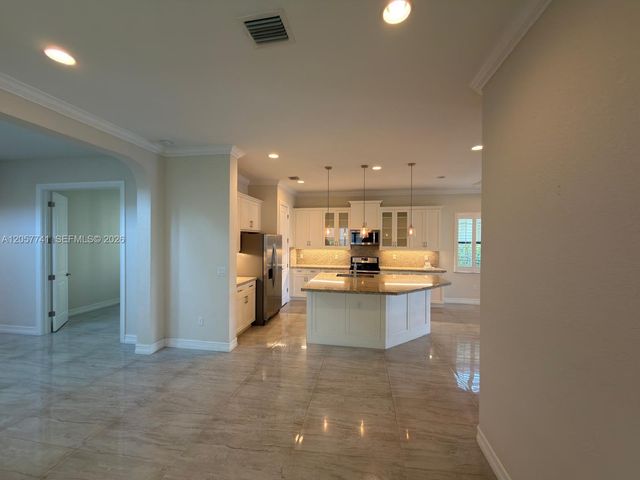 455 SW 113th Lane 455, Pembroke Pines, FL 33025