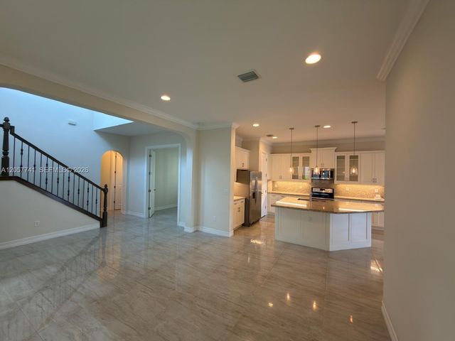 455 SW 113th Lane 455, Pembroke Pines, FL 33025