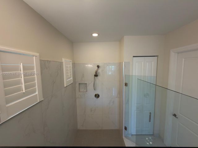 455 SW 113th Lane 455, Pembroke Pines, FL 33025