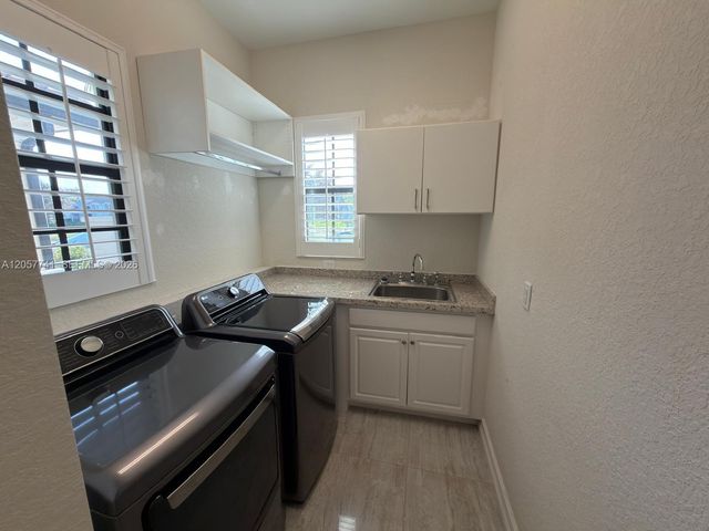 455 SW 113th Lane 455, Pembroke Pines, FL 33025