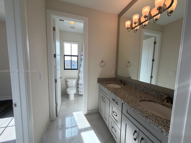 455 SW 113th Lane 455, Pembroke Pines, FL 33025