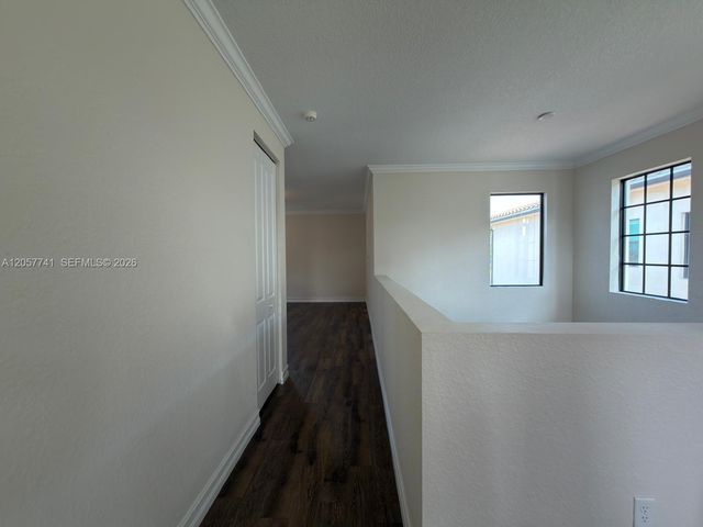 455 SW 113th Lane 455, Pembroke Pines, FL 33025