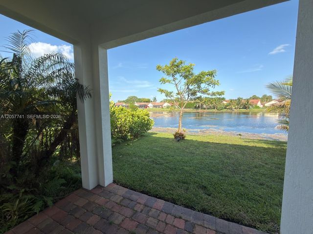 455 SW 113th Lane 455, Pembroke Pines, FL 33025
