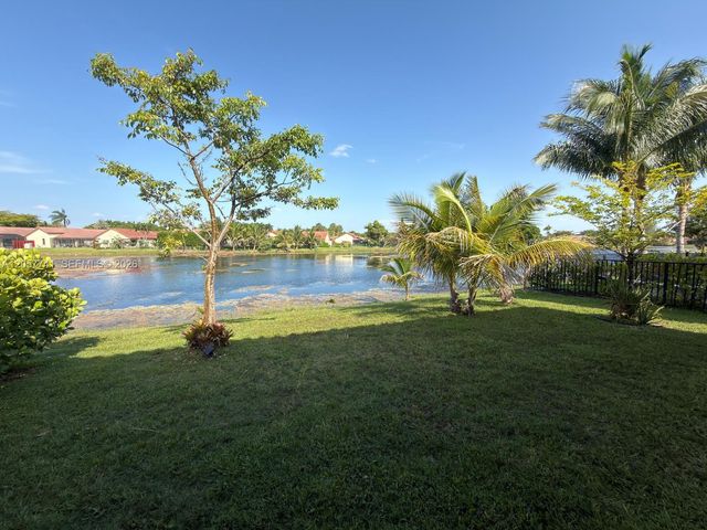 455 SW 113th Lane 455, Pembroke Pines, FL 33025