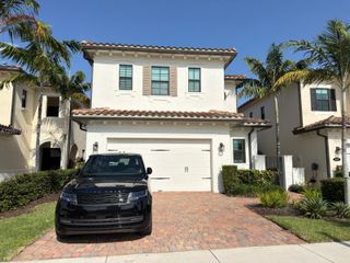 455 SW 113th Lane 455, Pembroke Pines, FL 33025